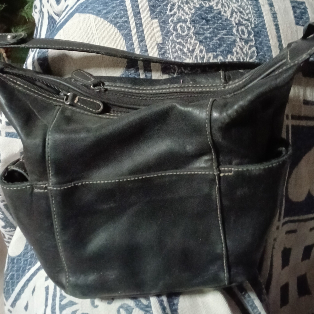 Source Unknown Dark Leather Shoulder Bag